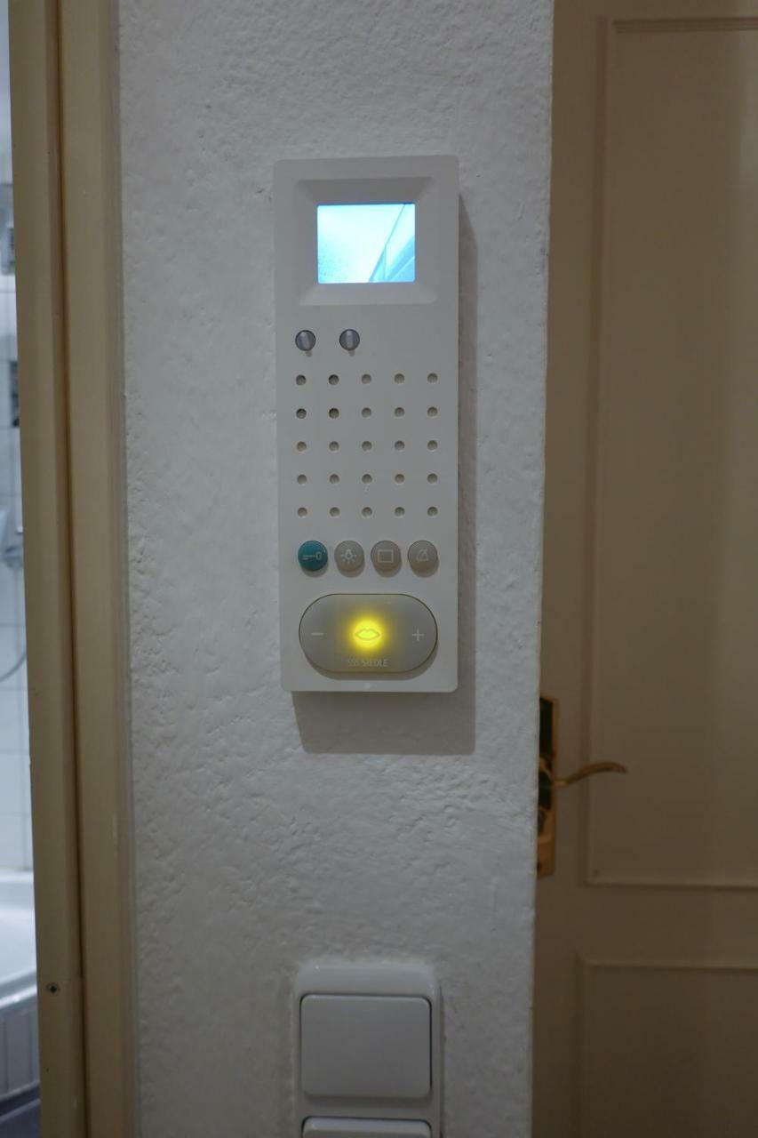 1 Zimmer Wohnung Mit Der Terrasse In Der Innenstadt ヴィースバーデン エクステリア 写真